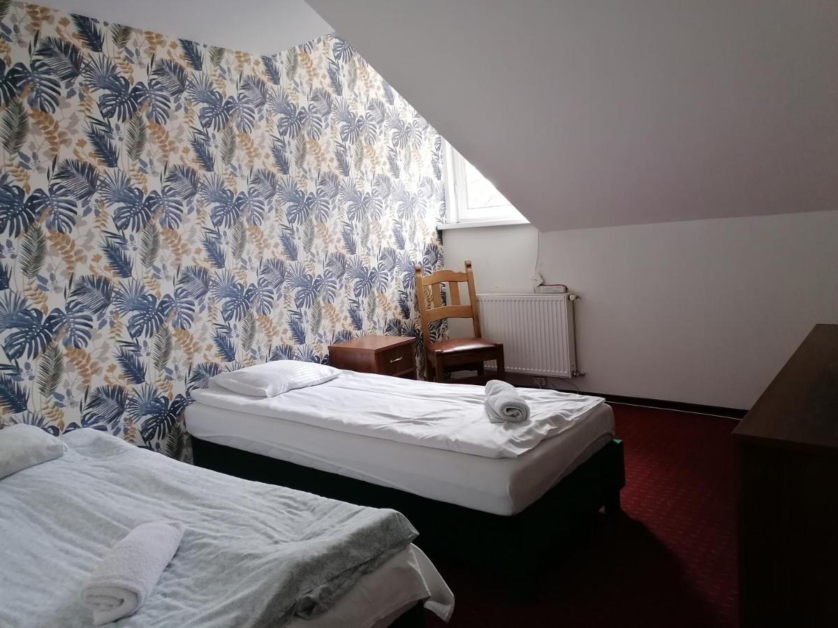 Pensjonat Telimena Hotell Zwierzyniec Eksteriør bilde