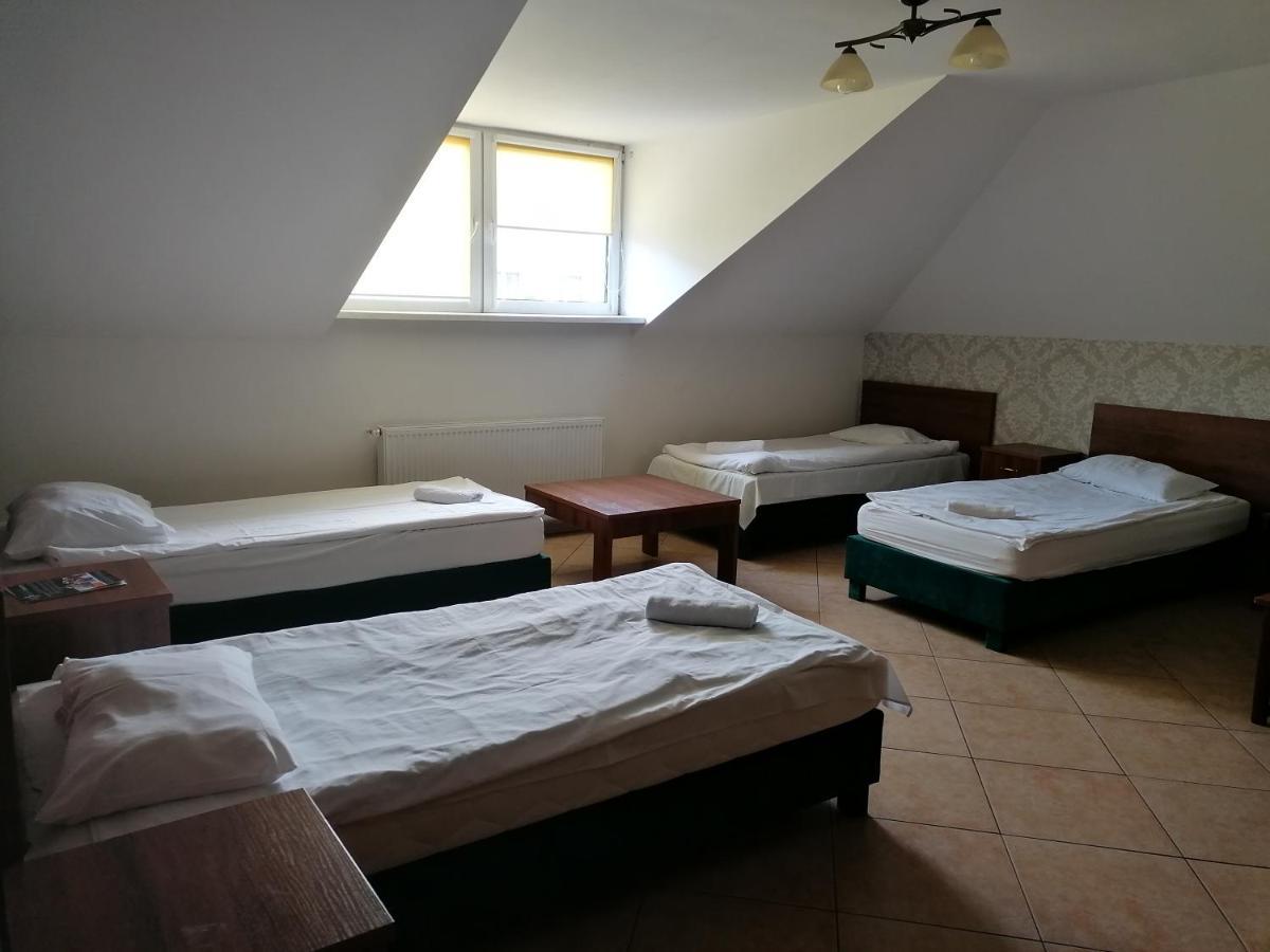Pensjonat Telimena Hotell Zwierzyniec Eksteriør bilde