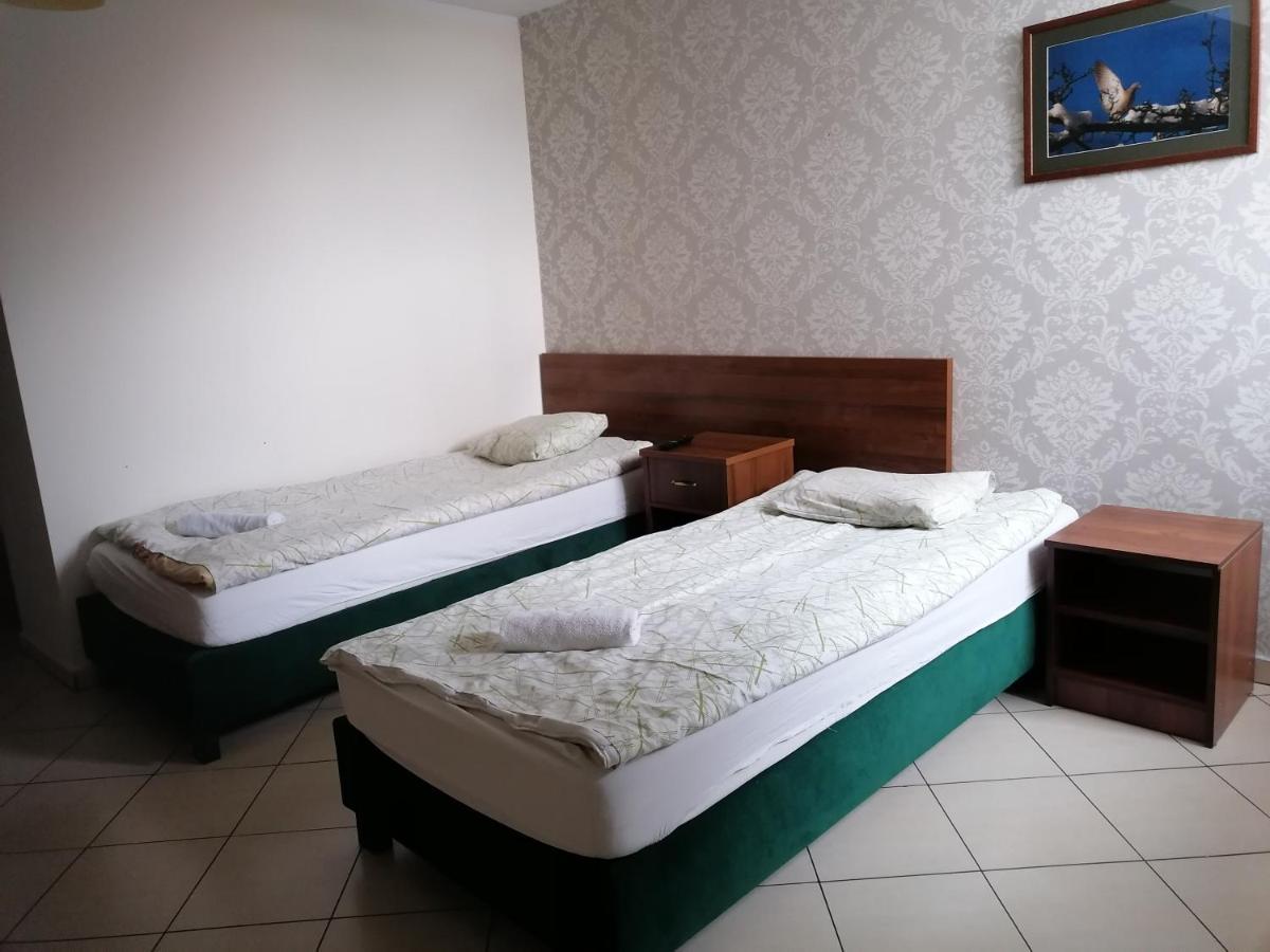 Pensjonat Telimena Hotell Zwierzyniec Eksteriør bilde