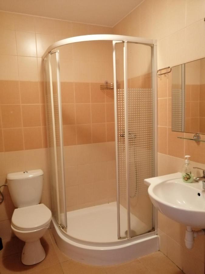 Pensjonat Telimena Hotell Zwierzyniec Eksteriør bilde